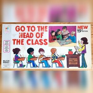VINTAGE 1977 MILTON BRADLEY GO TO THE HEAD OF THE CLASS BOARD GAME 4175 *EXC*